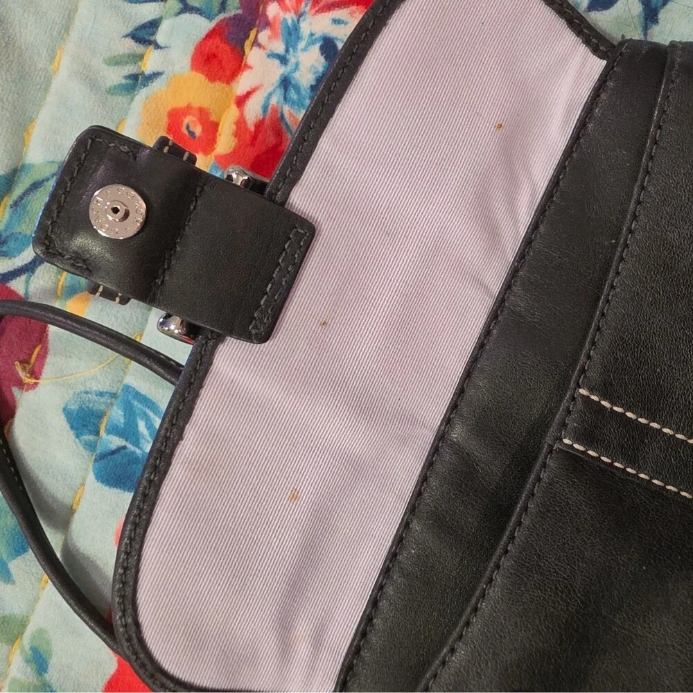 Coach small Black Wristlet Wristlet Y2K - Picture 6 of 10